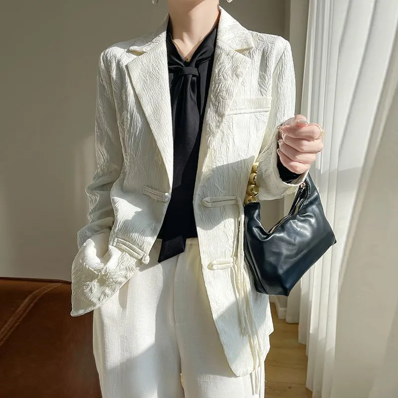 Women Formal Wear Office - Witte getextureerde blazer voor dames, met