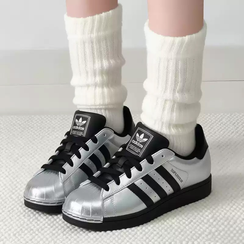 Adidas Clover Dames Echtleren  - Adidas Shoes Superstar recensie en prijs